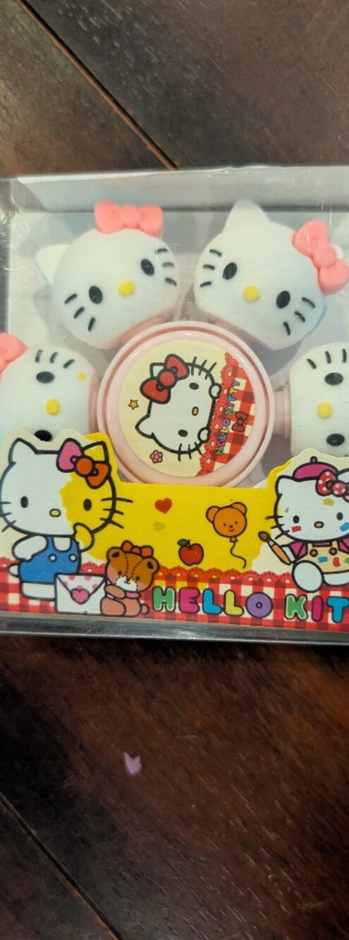 🦋 New Hello Kitty Highlighter Fidget Spinner